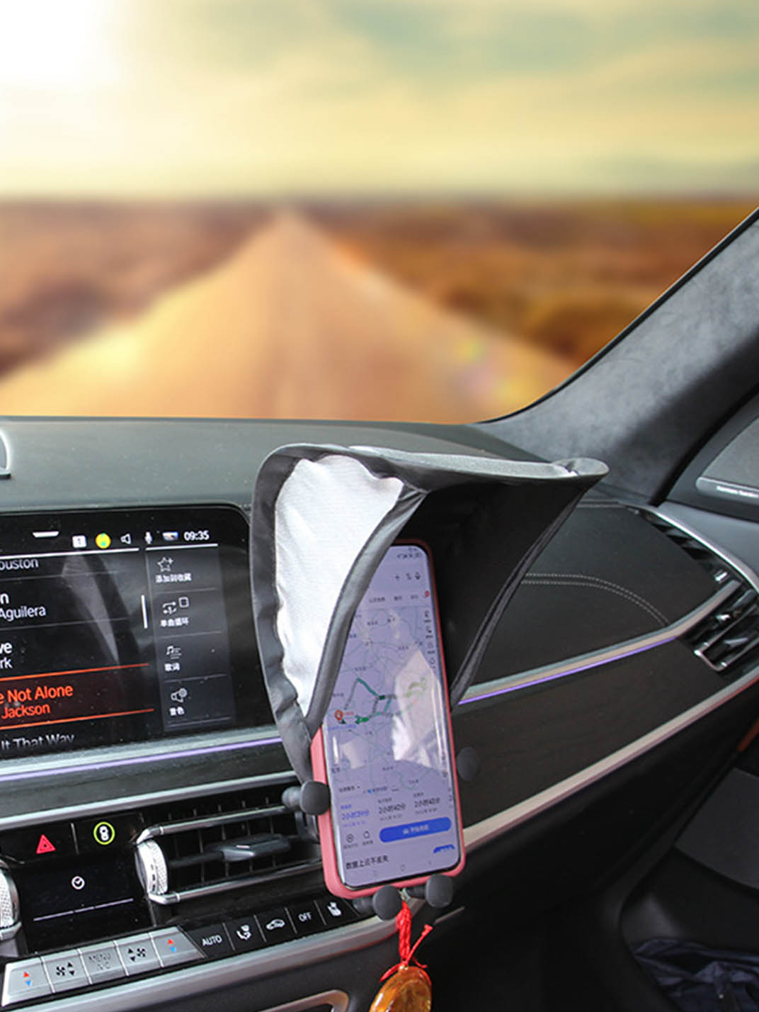 Martoffes™ Phone Holder Sunshade